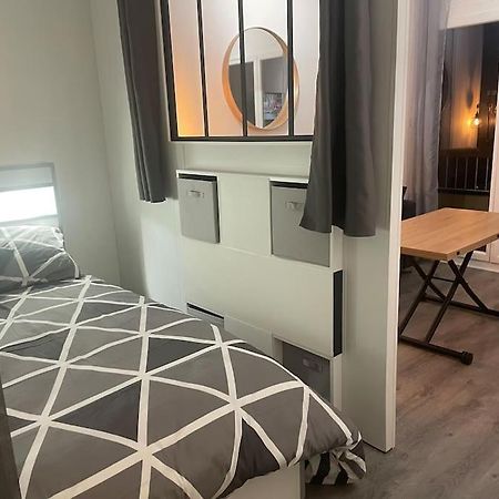 Appartement Le Cocon Hyerois à Hyères Extérieur photo